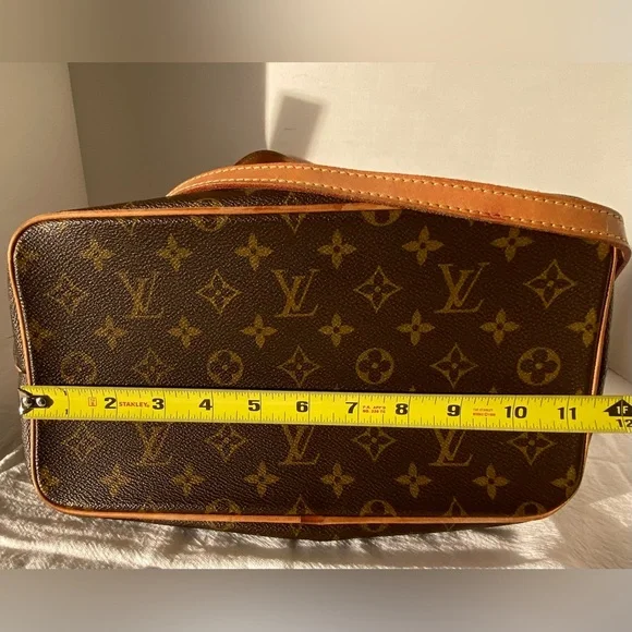 Louis Vuitton Palermo Handbag Monogram Canvas GM - Picture 13 of 16